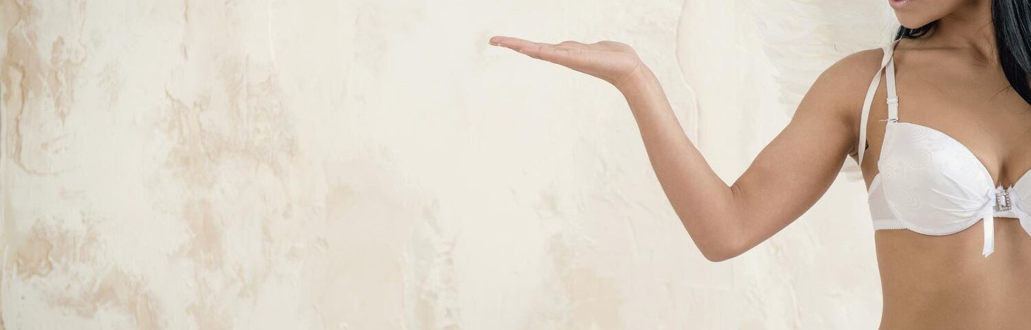 prześwitująca bielizna